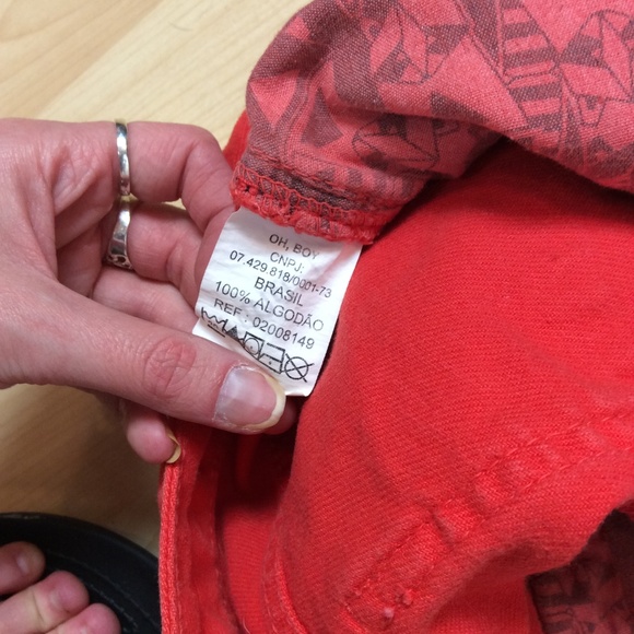 Distressed red studded highwaist shorts - Picture 7 of 7